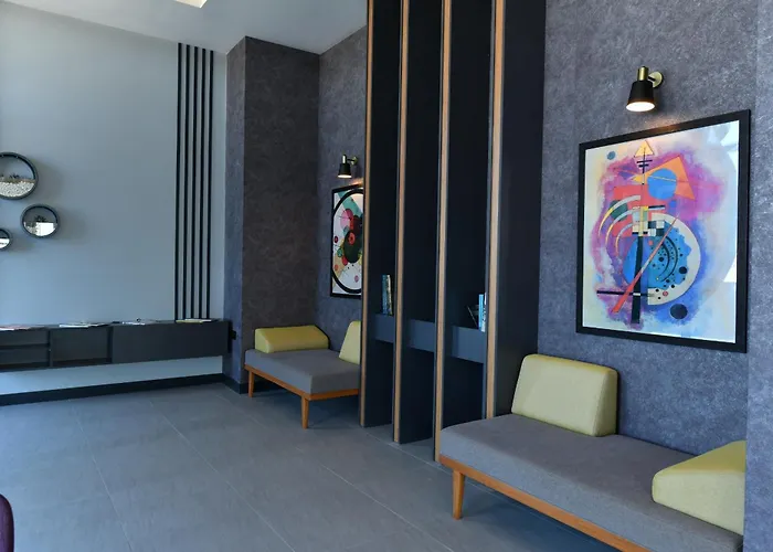 City Center Luxurious Residence