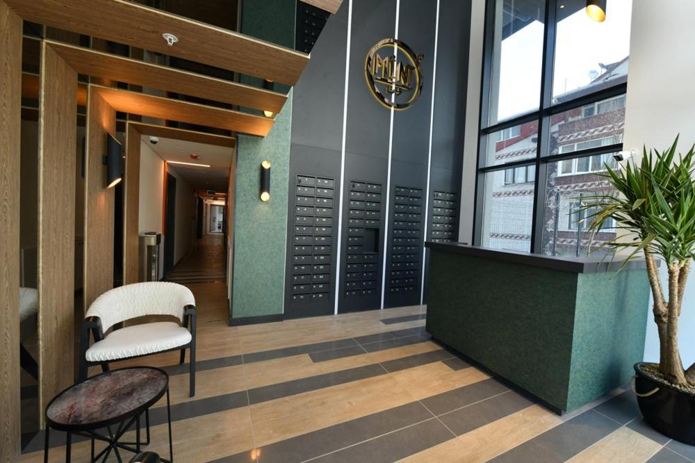 Center Luxurious Apartment